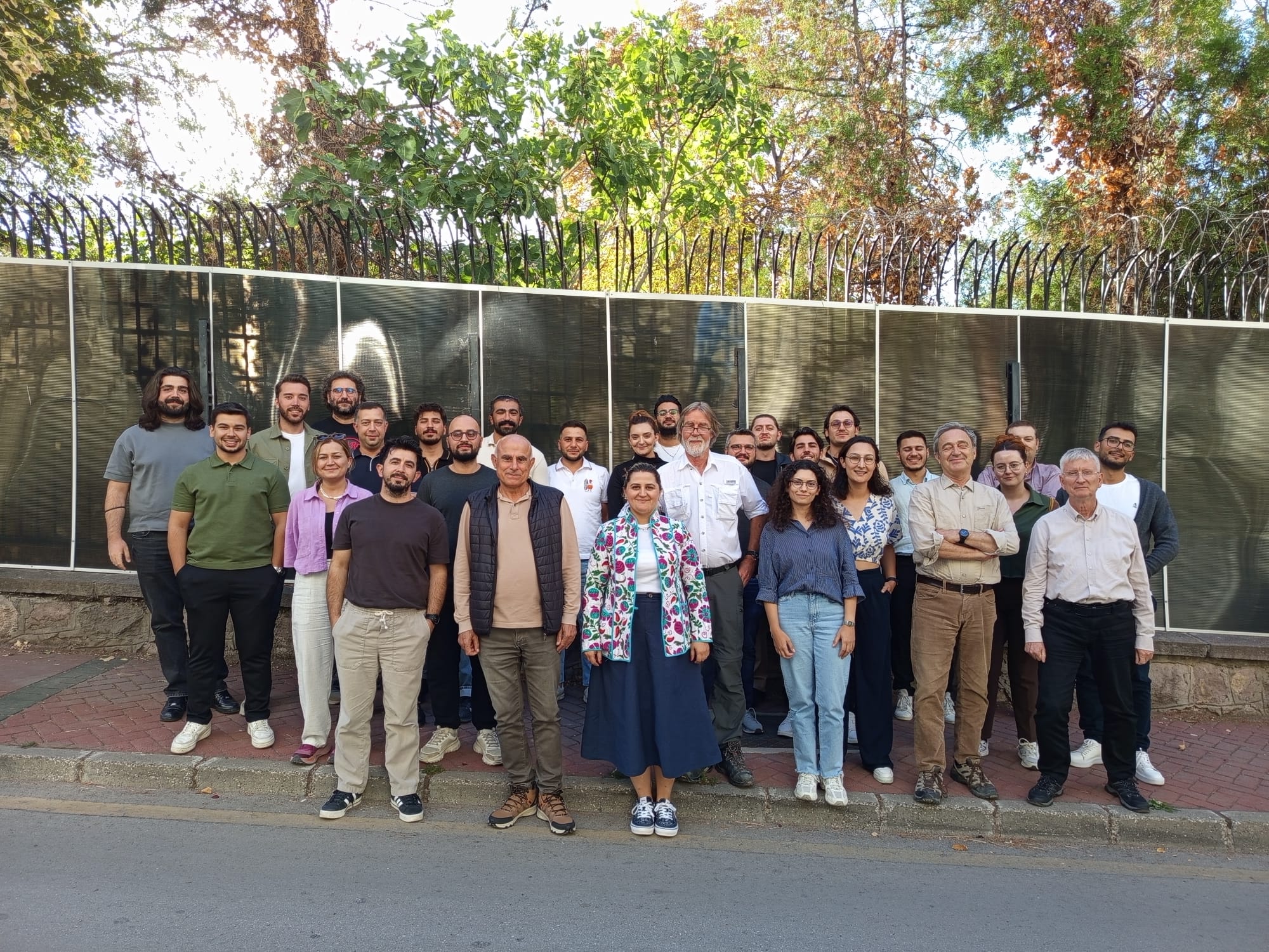 Mineral District Development” ve “Porphyry-Epithermal Systems, Lithocaps and Breccias (23.09.2025)